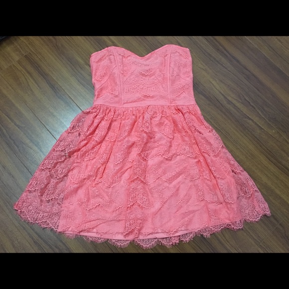 pink strapless lacey sundress - Picture 2 of 4